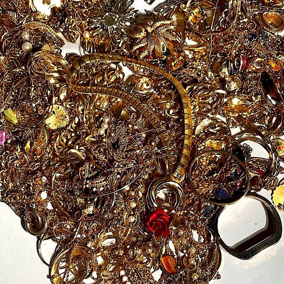 Meet your Posher, Denise - Picture 3 of 16